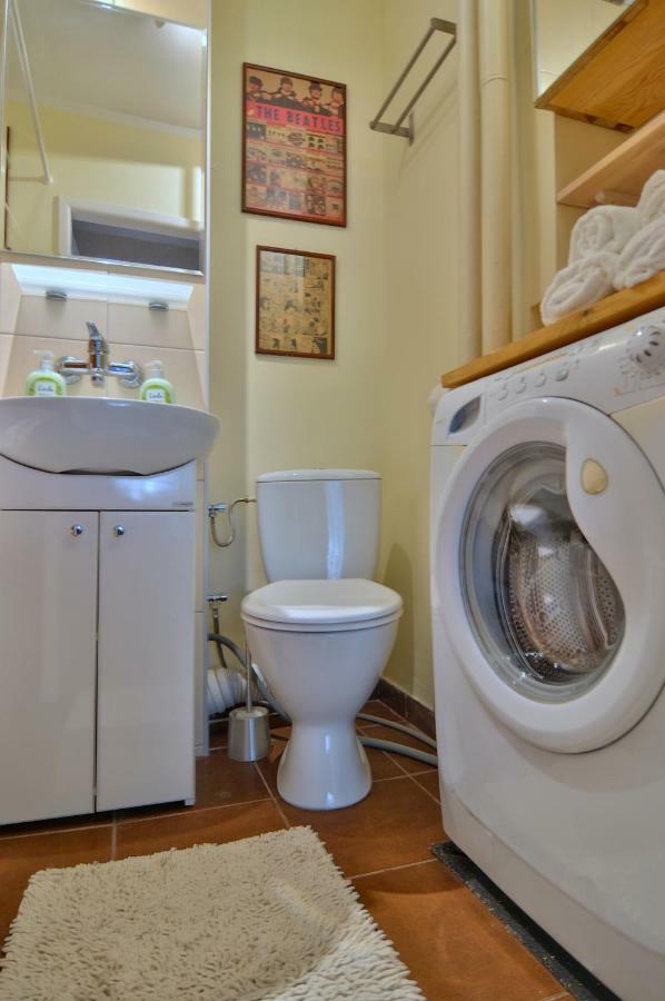 Sloneczny Apartament Grzybowska Варшава Экстерьер фото